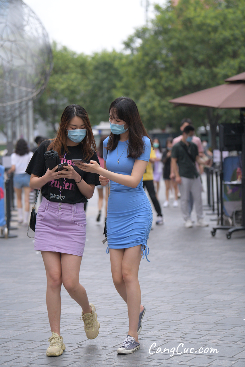 [精选街拍作品] No.3219 魅力蓝色修身裙